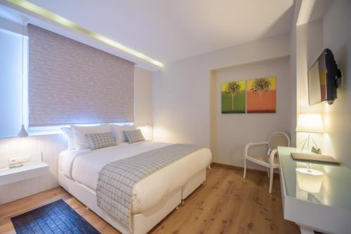 Double Room for Single Use