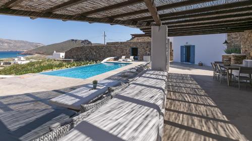Mykonos Panormos Villas - image 9