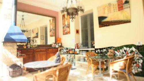 Privat Hotel Liberty Sitges - 숙소 외관