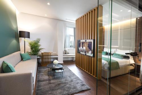 Dominic Smart & Luxury Suites - Parliament - image 6