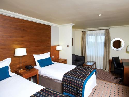Thorpe Park Hotel and Spa Set in a prime location of Leeds, Thorpe Park Hotel and Spa - A Thwaites Hotel and S puts everything the city has to offer just outside your doorstep. Offering a variety of facilities and services, th