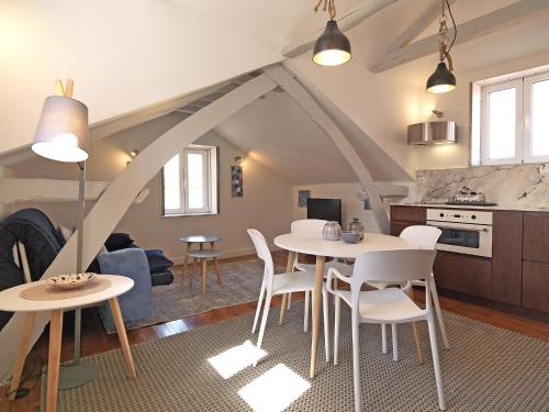  FLH Cosy Loft near Ribeira Douro, Pension in Porto