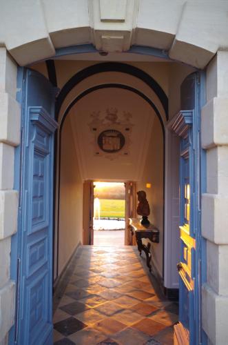 Chateau de Villers-Bocage in Villers-Bocage