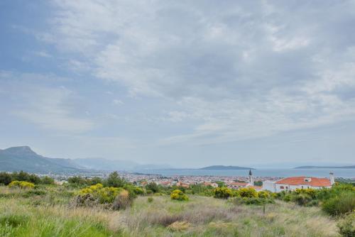  Aket Apartment in Kaštel Novi