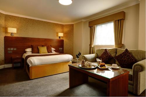 Golden Lion Hotel, , Stirlingshire