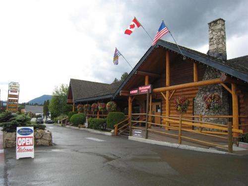 ทัศนียภาพภายนอกโรงแรม, Cariboo Lodge in คลินตัน บีซี
