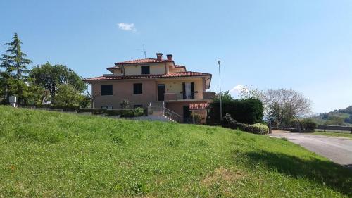 B & B Il Sicomoro - Apartment - Montecarotto