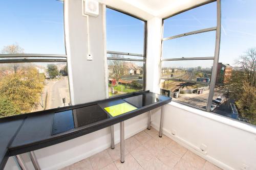 Kensal Green Backpackers in Wembley