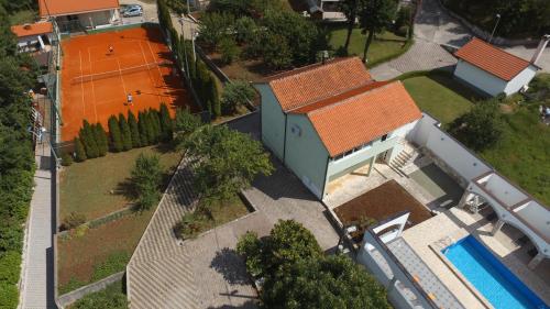 外部景觀, Holiday Home Rozic - Villa with private seasonal heated pool in 波德維勒茨