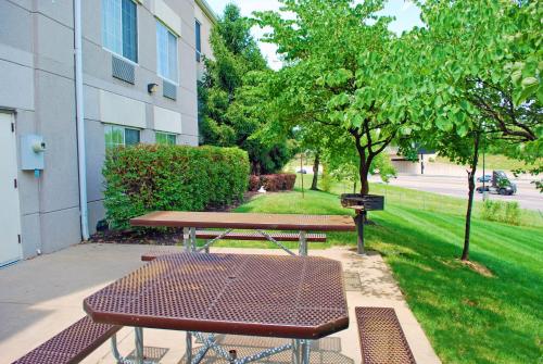 Extended Stay America Suites - St Louis - Airport - Central