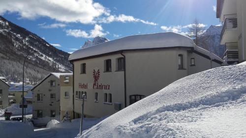 Hotel-Restaurant Grina in Simplon Dorf