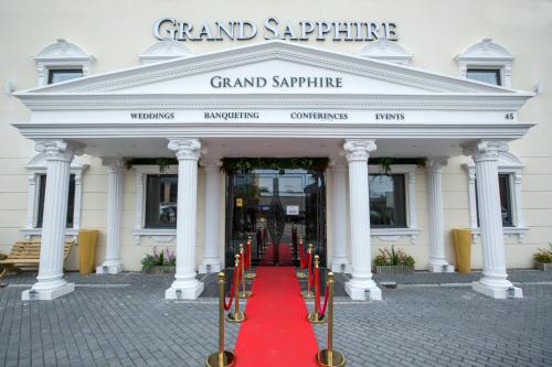 Grand Sapphire Hotel & Banqueting - image 11
