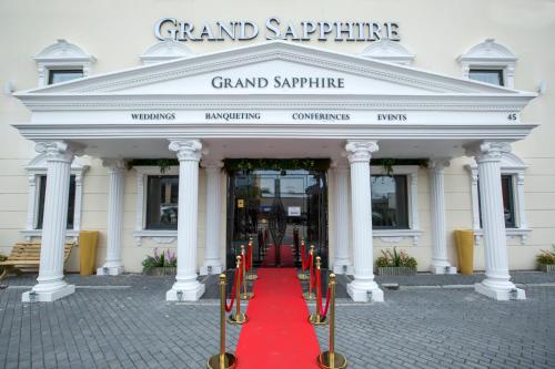 Grand Sapphire Hotel & Banqueting