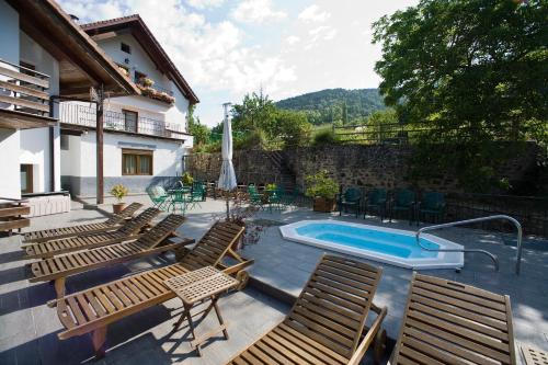 

Hostal Rural Salazar