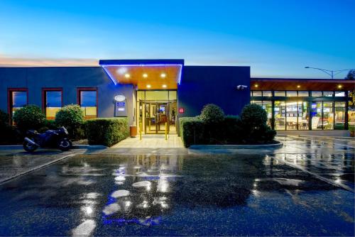 Facilities, Club Laverton in Point Cook