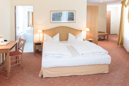 Triple Room image 6
