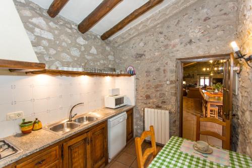 مطبخ, Turismo Rural Can Massot in Darnius