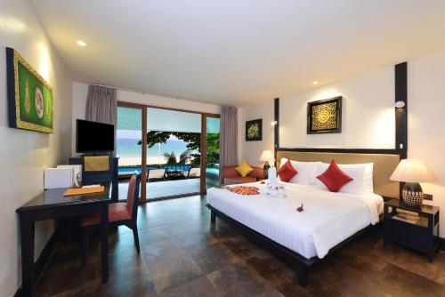 Andaman White Beach Resort (SHA Extra Plus) in Naithon