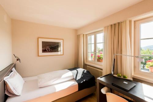 1 twin bed