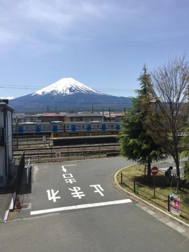 Apartment with Balcony with Mt.Fuji View