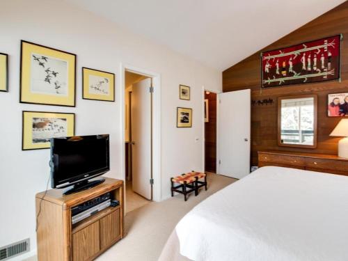 Dollar Meadows 1388