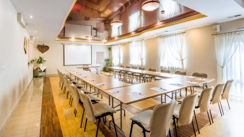 Hotel City SM Business & Spa – Krakow, KY