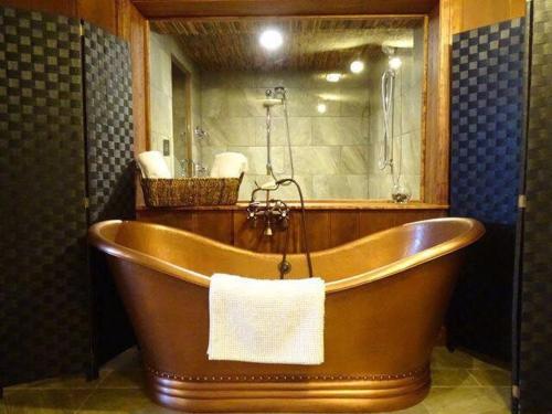 luxury hotels in Columbus