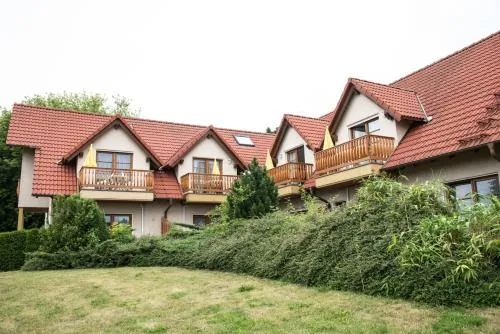 Ferienwohnanlage Schwabe mit Schwimmbad in Rerik, Deutschland