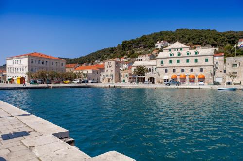 House Tea, for 5, Sea View, 5m away from the Sea, Pučišća (photo 10)
