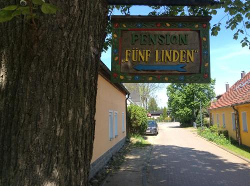 Fünf Linden in Straupitz, Deutschland