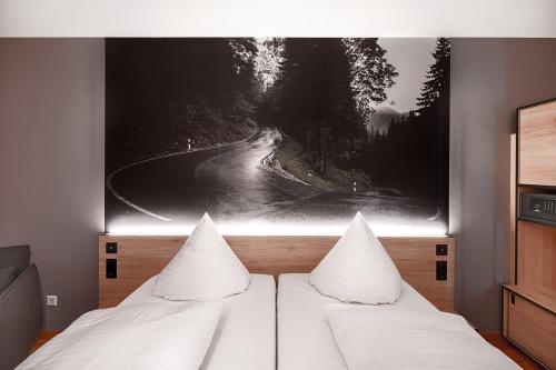 Hotel Schwarzwälder Hof - image 5