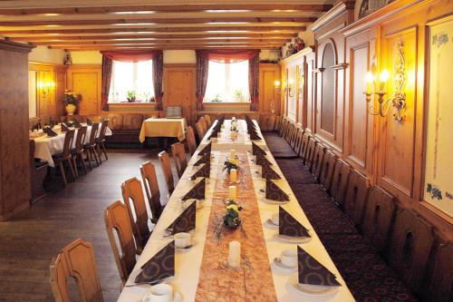 Banketu zāle, Hotel Landgasthof Grüner Baum (Hotel Landgasthof Gruner Baum) in Hochdorf (Baden-Wurttemberg)