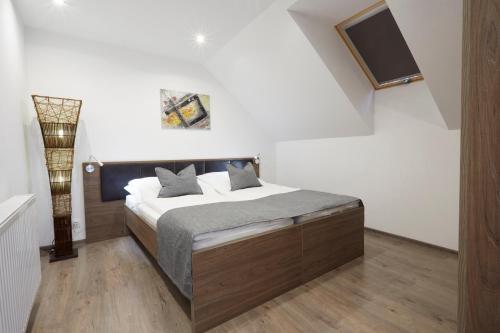 Főtér Apartman - image 13