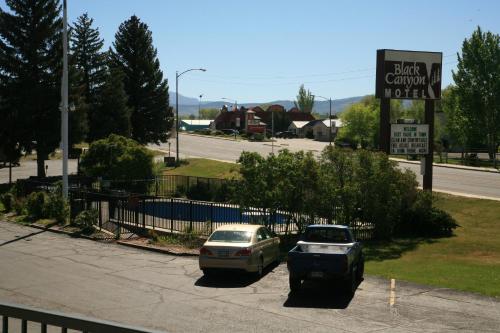 Black Canyon Motel