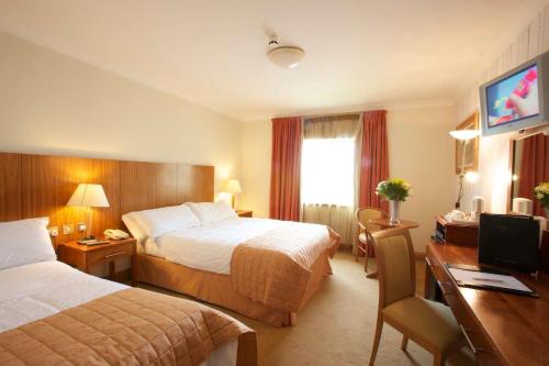 Broadhaven Bay Hotel - image 10