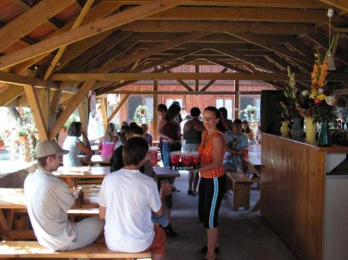 Fahaz Motel in 阿巴德薩洛克