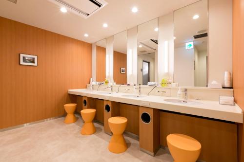 Létesítmények, First Cabin Nagasaki near Holland Slopes