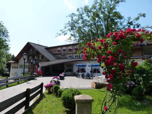 入口, 格倫沃爾德酒店 (Hotel Grunwald) in 卡瓦萊塞