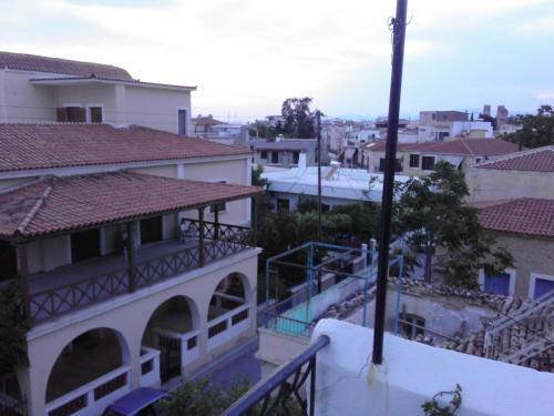 Captain's Rooms in Aegina