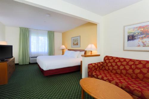 Zane Inn and Suites - image 8