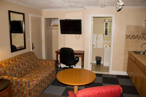 2 double beds, 1 sofa bed