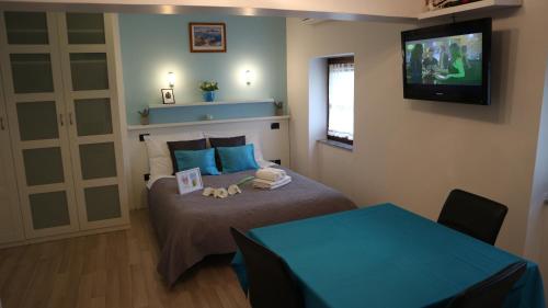 Apartment with Balcony image 10
