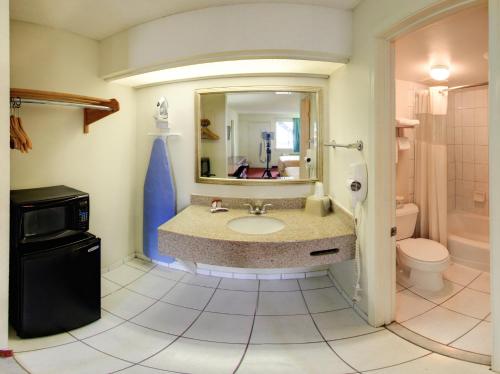 Key West Inn - Newport News in Newport News, USA