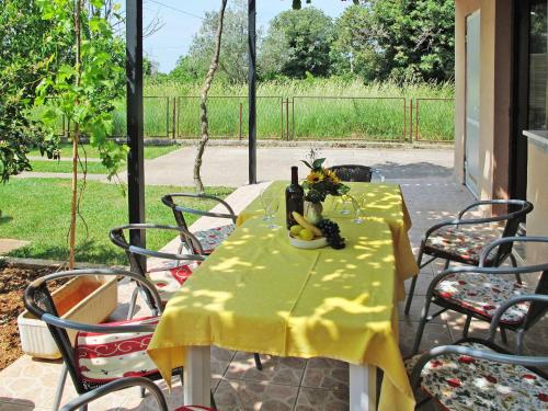 Holiday Home Ama - MDN148