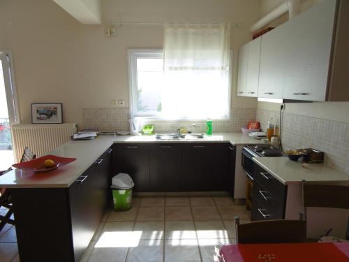 Cocina, Spacious Apartment in Corinth