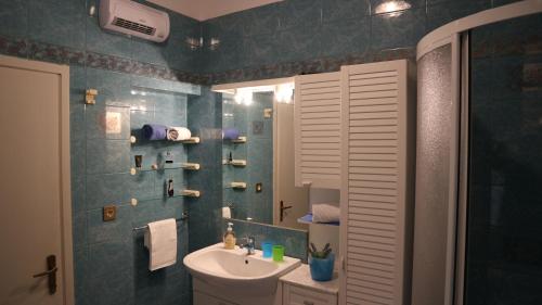 Apartment with Balcony image 1