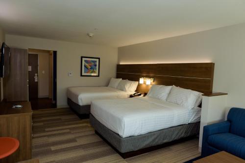 Holiday Inn Express & Suites McKinney - Frisco East, an IHG Hotel