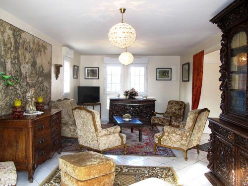 Holiday Home Champ Fleury - RVI401 gîte à louer Réville