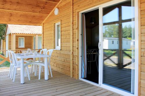 Holiday Home Le Mediterranee - AGL252