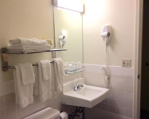 Shelikof Lodge – Kodiak, AK